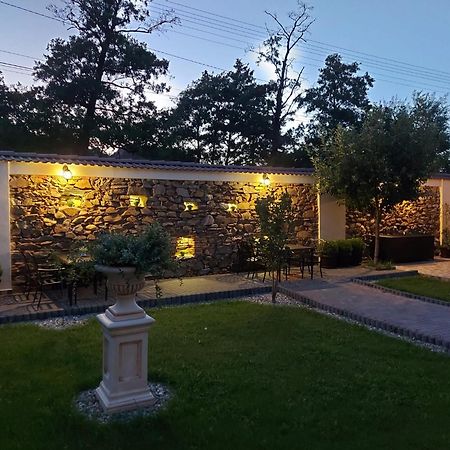 فندق Conacul Poetilor Gura Rîului المظهر الخارجي الصورة